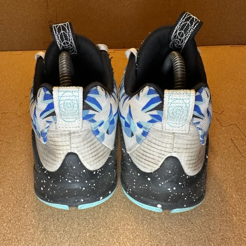 Nike Giannis Immortality Kids Basketball Shoes White Blue‎ DB4158-109 Size 6.5Y